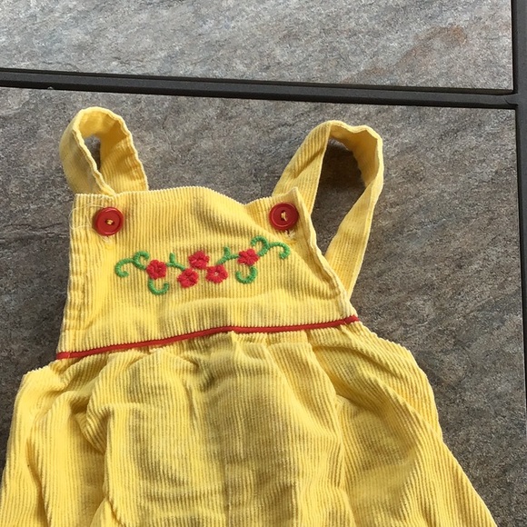 Vintage yellow corduroy jumper - Picture 2 of 3